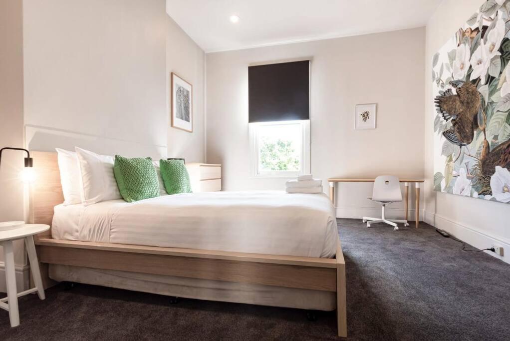 Generous Victorian Terrace In Cbd - Parking & Wifi Apartment Launceston Exterior photo